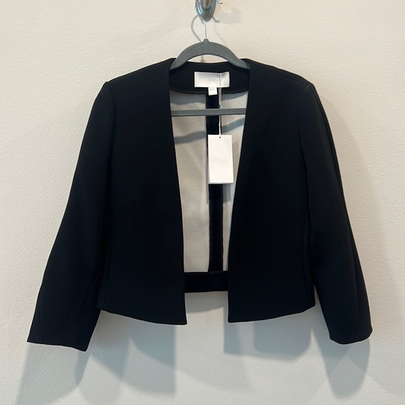 NWT Hugo Boss Collarless Crop Black Jacket Size 6 - Picture 2 of 8